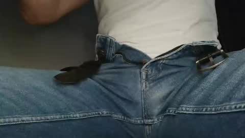 Gregor online show from December 5, 2025, 4:25 pm