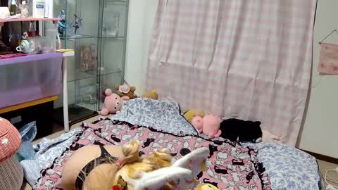 Snapshot of june999bunny chatting on December 25, 2024, 1:53 am june999bunny online show from December 25, 2024, 1:53 am