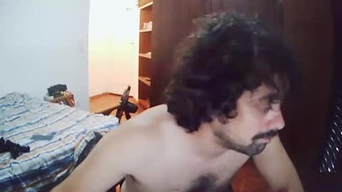 Mia online show from January 30, 2025, 9:47 am