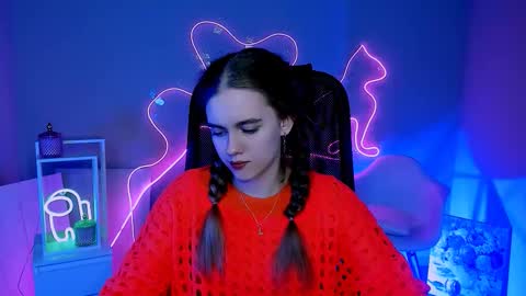 junewoods online show from March 6, 2026, 3:41 pm