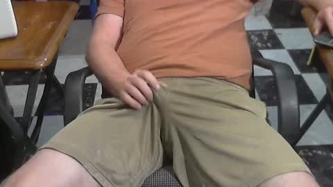 Snapshot of junkerdc1 chatting on January 6, 2026, 5:00 am junkerdc1 online show from January 6, 2026, 5:00 am