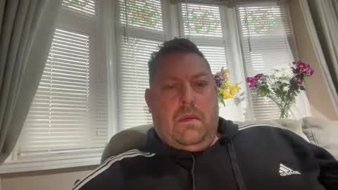 Snapshot of junky345 chatting on February 12, 2025, 8:59 am Junky online show from February 12, 2025, 8:59 am