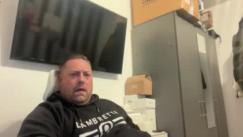 Snapshot of junky345 chatting on October 30, 2025, 6:52 pm Junky online show from October 30, 2025, 6:52 pm