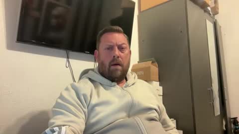 Snapshot of junky345 chatting on April 1, 2026, 9:34 pm Junky online show from April 1, 2026, 9:34 pm