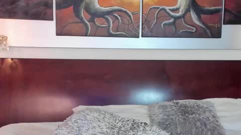 junosomnum online show from January 26, 2025, 3:48 am