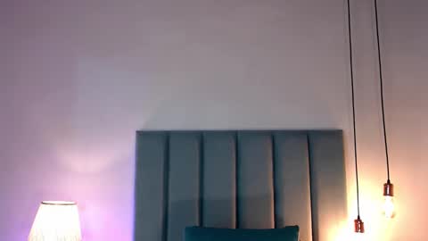 Jupiter Fox online show from March 1, 2025, 11:58 pm