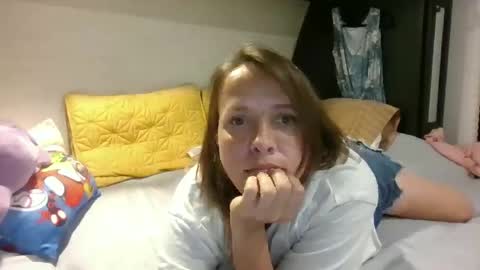 Snapshot of jussnobodybutme chatting on April 12, 2026, 11:54 pm CamperGirl online show from April 12, 2026, 11:54 pm