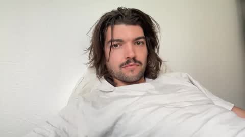 just_a_guy_with_a_big_cock online show from June 8, 2026, 8:48 am