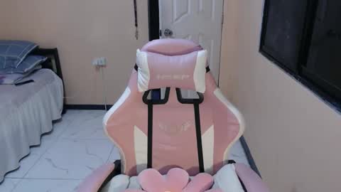 Snapshot of just_dirty_fun chatting on December 4, 2025, 8:01 am justdirtyfun online show from December 4, 2025, 8:01 am