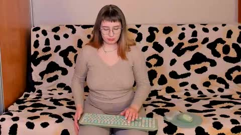 Nika and Mark online show from December 14, 2025, 10:14 pm