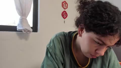 Sofia online show from March 8, 2025, 3:02 pm