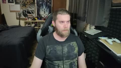 Snapshot of just_ryan88 chatting on December 4, 2025, 10:18 pm Ryan online show from December 4, 2025, 10:18 pm