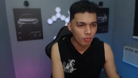 Rhys online show from September 23, 2025, 3:37 pm