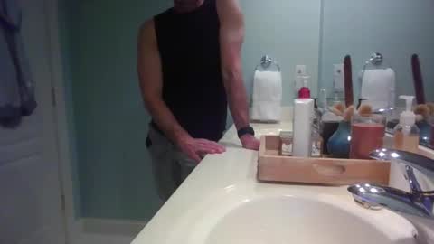 Snapshot of justanotherdadbod2025 chatting on March 13, 2026, 2:40 am justanotherdadbod2025 online show from March 13, 2026, 2:40 am