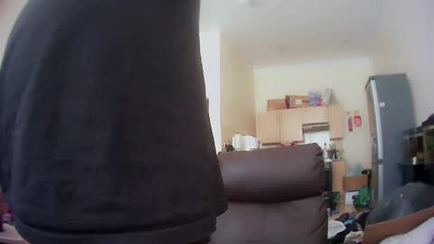 Dee online show from January 6, 2026, 12:31 pm