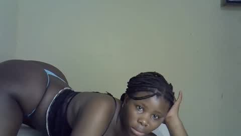 justforyou2030 online show from November 6, 2025, 1:39 am