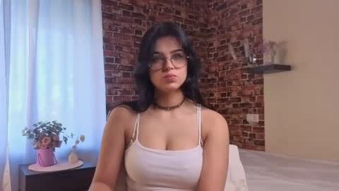 Snapshot of justholly chatting on August 10, 2026, 2:04 am Holly online show from August 10, 2026, 2:04 am