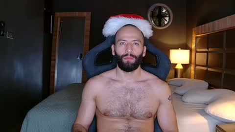 Justin online show from December 31, 2024, 10:12 pm