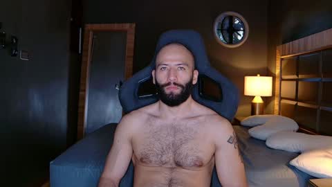 Justin online show from January 6, 2025, 9:43 pm