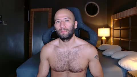 Justin online show from February 26, 2025, 10:26 am