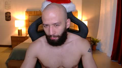 Snapshot of justin_hton chatting on December 22, 2025, 11:18 am Justin online show from December 22, 2025, 11:18 am