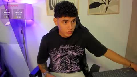 Snapshot of justin_payn14 chatting on April 22, 2026, 1:45 pm justin_payn14 online show from April 22, 2026, 1:45 pm