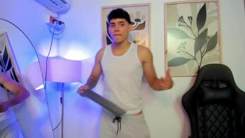 Snapshot of justin_payn14 chatting on April 25, 2026, 2:36 pm justin_payn14 online show from April 25, 2026, 2:36 pm