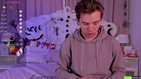 Arthur online show from October 17, 2025, 3:10 am