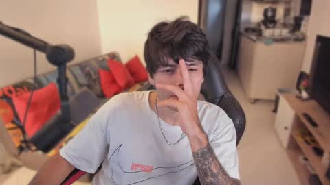 Diego online show from September 17, 2025, 10:22 pm