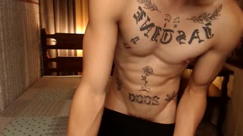 justine_hunk online show from December 21, 2024, 3:14 am