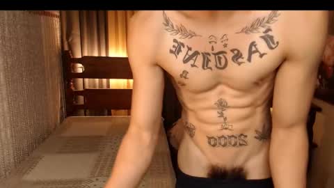 justine_hunk online show from March 3, 2025, 5:31 am