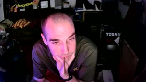 justinelsmith online show from February 9, 2025, 9:37 am