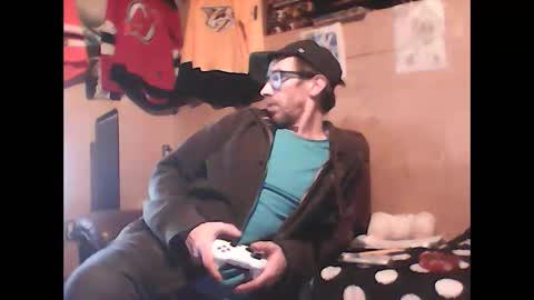 justinjerksit online show from December 8, 2024, 9:24 am