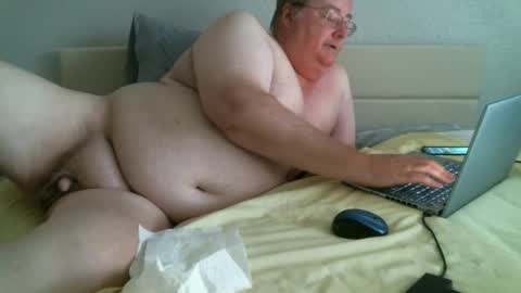 justmedm64 online show from February 6, 2025, 9:49 pm