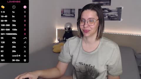 Julie online show from February 23, 2025, 5:23 am