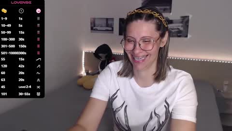 Julie online show from September 24, 2025, 4:27 am