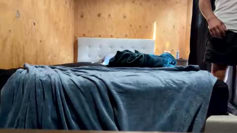 justmoresluts online show from January 31, 2026, 8:07 pm