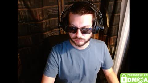 M. Dean online show from November 22, 2025, 4:33 am