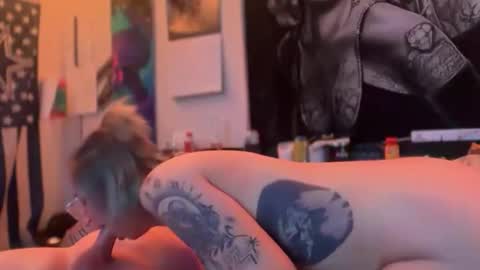 Snapshot of justthejohnsons chatting on March 10, 2026, 11:37 am justthejohnsons online show from March 10, 2026, 11:37 am