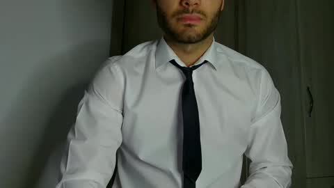 Justin online show from April 14, 2026, 11:33 pm