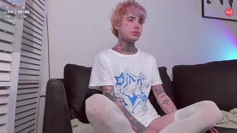 Juuzou hehim u can call me Juz online show from January 19, 2025, 11:23 am