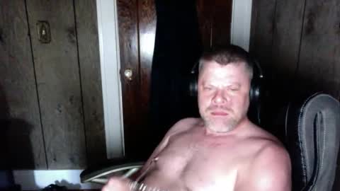 jwizema1 online show from June 8, 2026, 7:36 pm