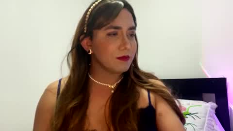 KIM  online show from February 20, 2025, 6:06 am