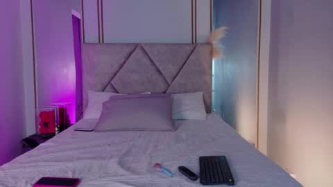 Katy online show from April 20, 2026, 8:21 pm