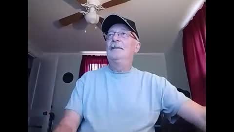 kabriggs137 online show from January 5, 2025, 8:31 pm