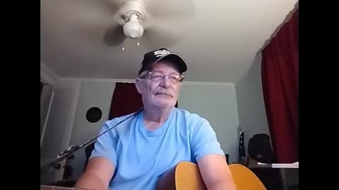 kabriggs137 online show from February 26, 2025, 2:04 am