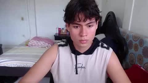 kafer online show from December 4, 2025, 8:39 pm