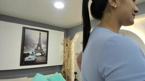 Antonella online show from September 23, 2025, 9:56 am