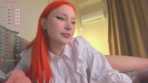 Kira online show from December 13, 2025, 7:53 pm