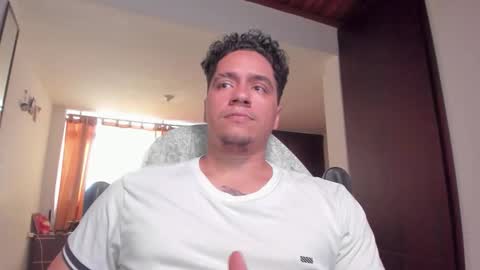 kai_herectix online show from September 23, 2025, 8:56 pm